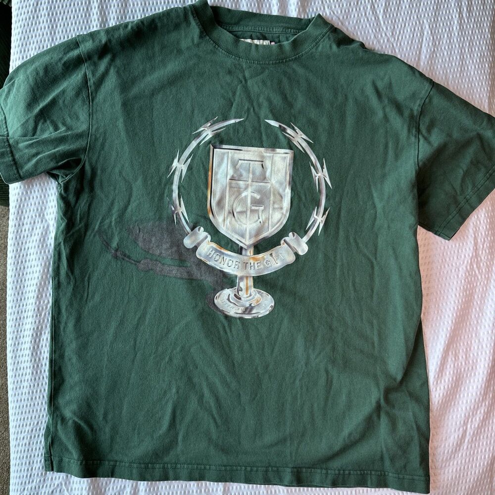 Honor the Gift Short Sleeve Green T-Shirt Men's Size Medium cotton